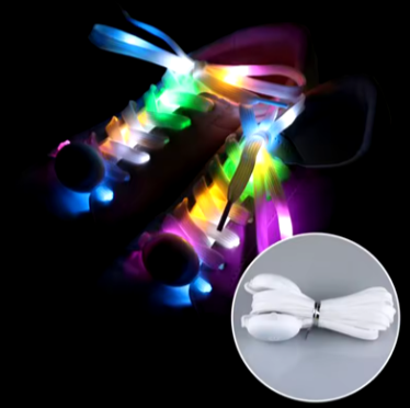 "Lacci Luminosi al LED per Scarpe: Colori Vivaci per un Tocco di Stile e Visibilità"