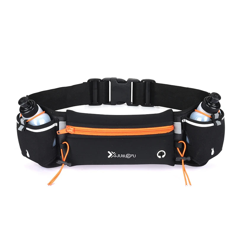 Marsupio sportivo con borracce. Progettato per gli amanti della corsa, del trekking e delle attività outdoor.