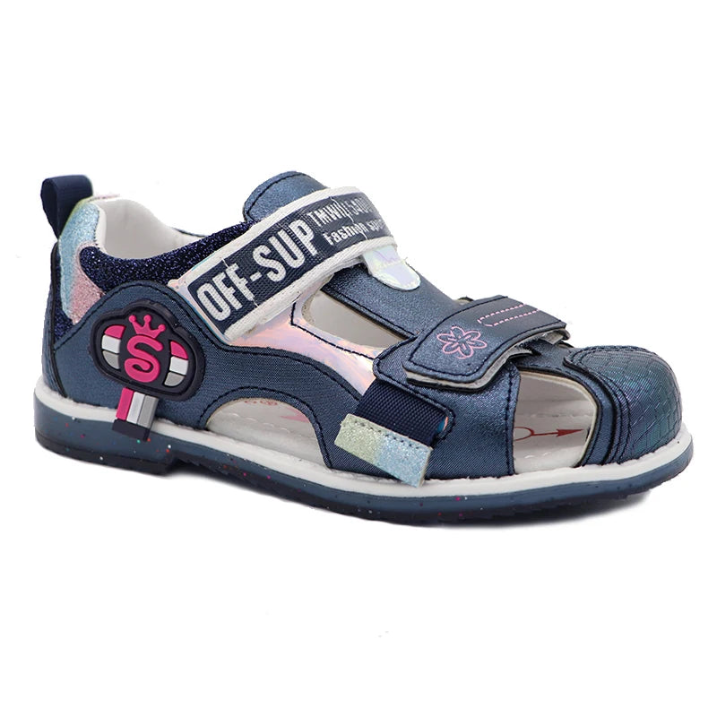Sandali estivi unisex per bambini con chiusura a strappo. Antiscivolo e ideali per comfort, leggerezza e praticità.