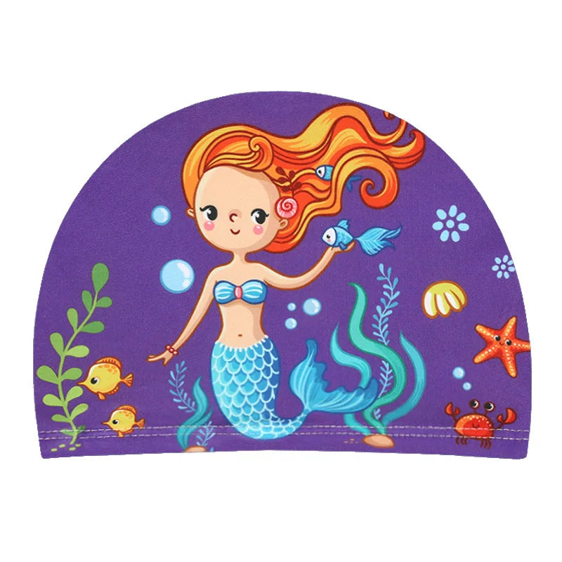 Cuffia da nuoto per bambini. Protezione per capelli e per orecchie in tessuto elastico. Con immagini di cartoni animati.
