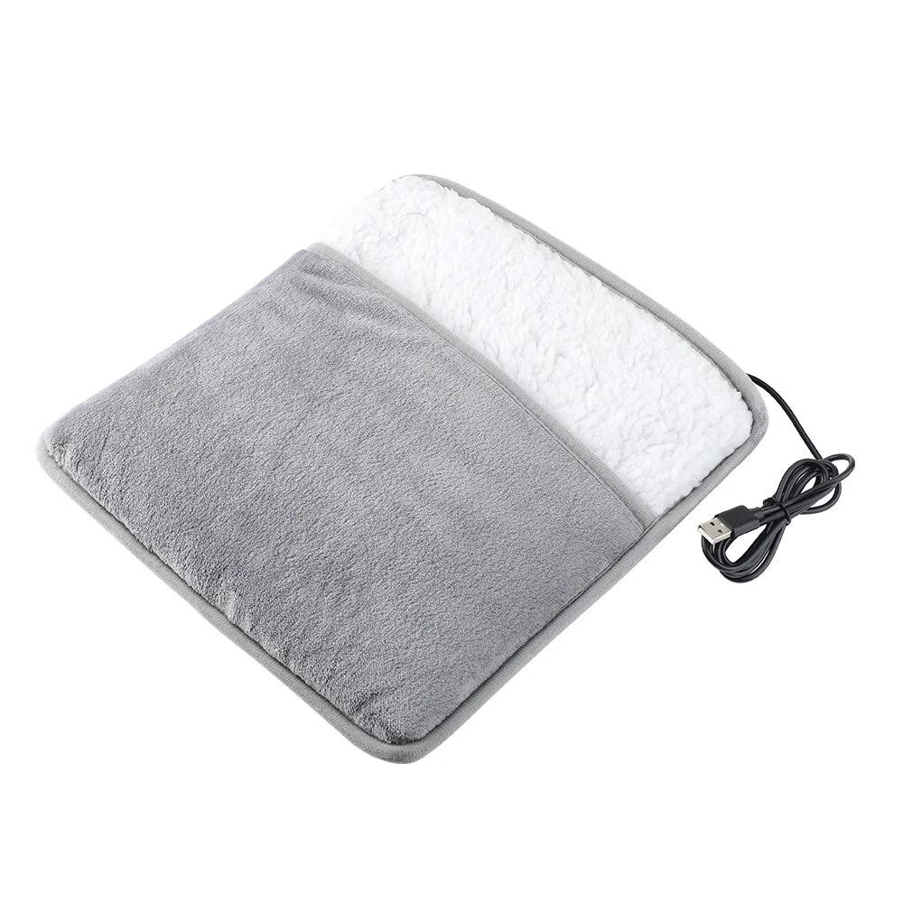 Scaldapiedi Elettrico USB. Tappetino in Morbido Peluche Multiuso. Comfort e Calore Intelligente a Portata di Mano.