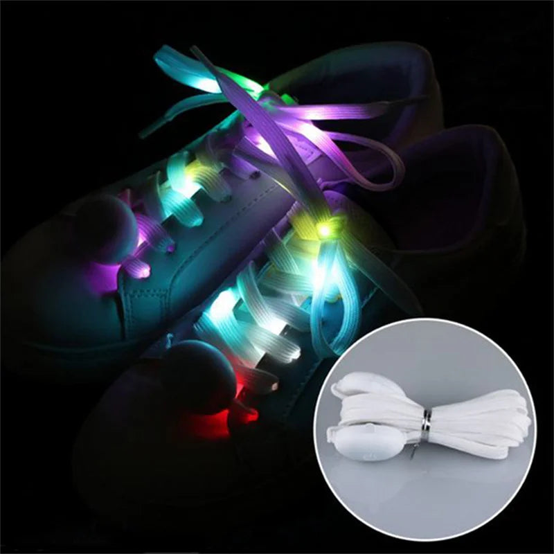 "Lacci Luminosi al LED per Scarpe: Colori Vivaci per un Tocco di Stile e Visibilità"