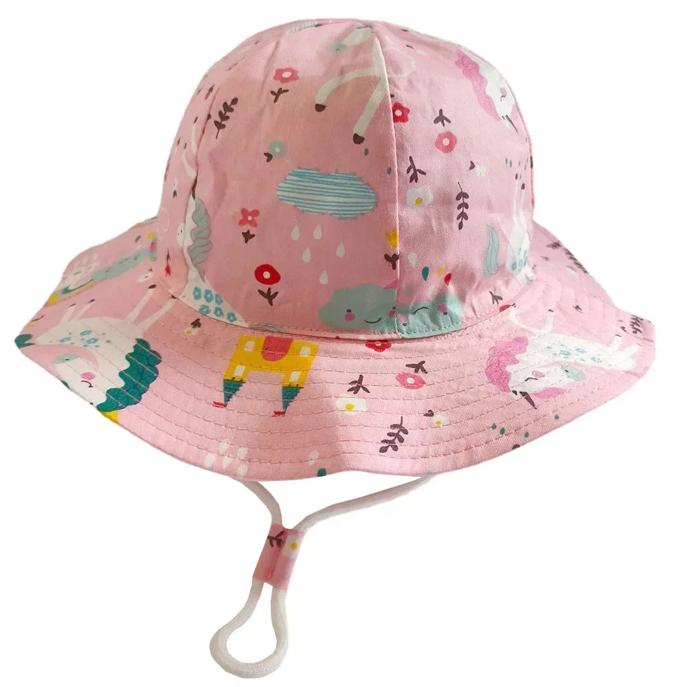 Cappello primavera/estate per bambino/a con immagini colorate. Protezione a 360° in cotone traspirante.