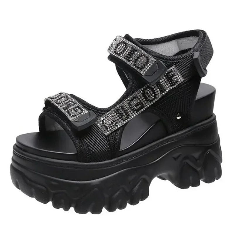 Sandali Casual Donna, Antiscivolo e Resistente: Tacco 8 cm per il Massimo Comfort.