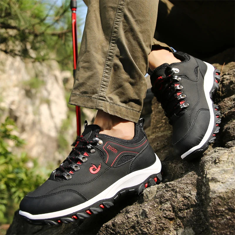 Scarpa da ginnastica uomo, casual, traspirante, morbida. Misure dal 39-48 e colori a scelta.
