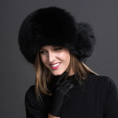 Cappello da Donna in Poliestere e Pelliccia Sintetica: Eleganza e Calore per l'Inverno.