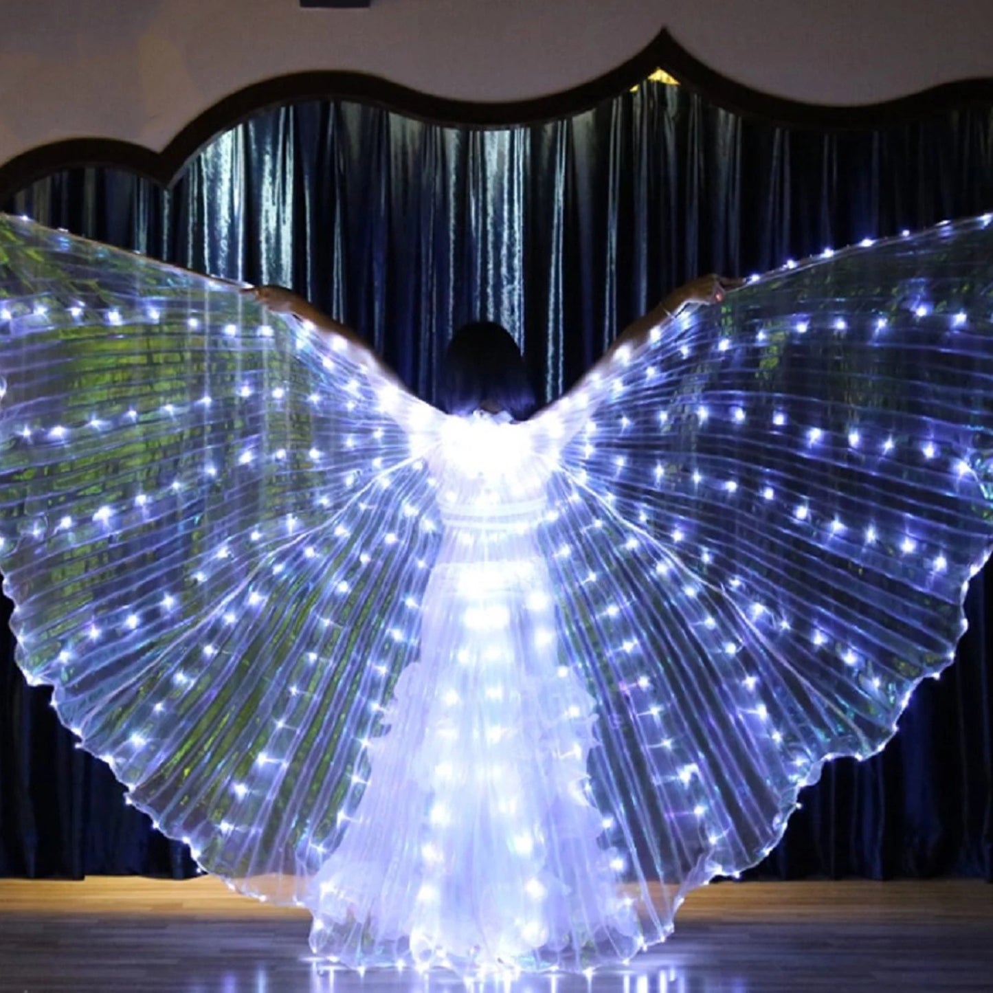 Ali di Fata a LED con Controllo Doppia Velocità. Magia Luminosa per distinguersi in occasioni importanti.