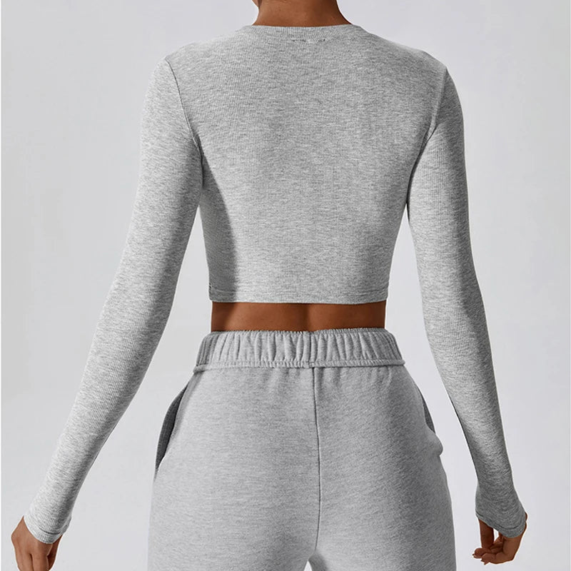 Top/T-shirt sportiva/casual, manica lunga, per donna. Misure e colori a scelta.