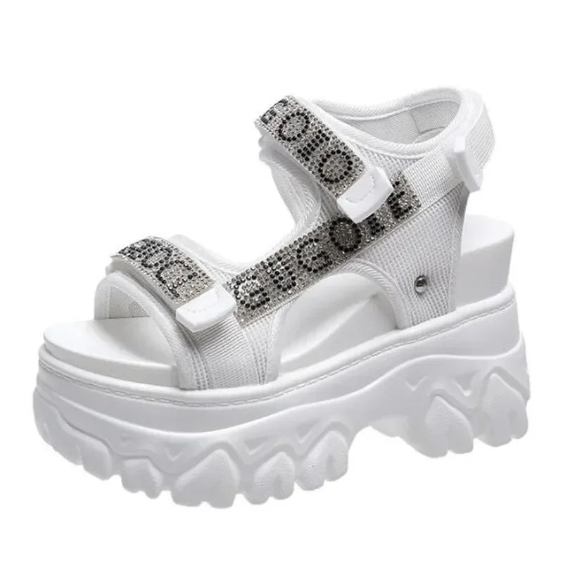 Sandali Casual Donna, Antiscivolo e Resistente: Tacco 8 cm per il Massimo Comfort.