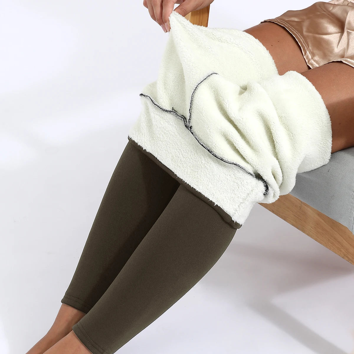 Leggins da donna invernali con imbottitura in pile. Sportivi/casual.