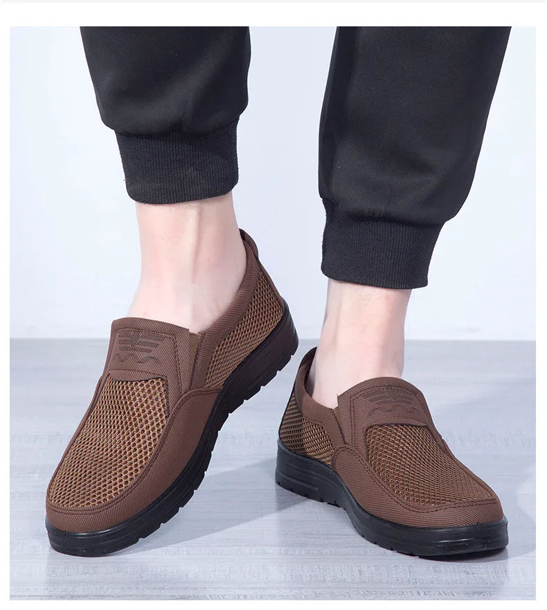 Scarpa mocassino casual, estate/primavera/autunno, morbida, traspirante, resistente. Misura dal 39 al 48, disponibile in 3 colori.