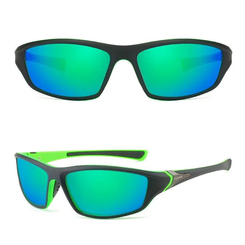 Occhiali da Sole Polarizzati Uomo Donna – Protezione UV400, Lenti Specchiate, Design Quadrato, Leggeri e Resistenti – Disponibili in Vari Colori.