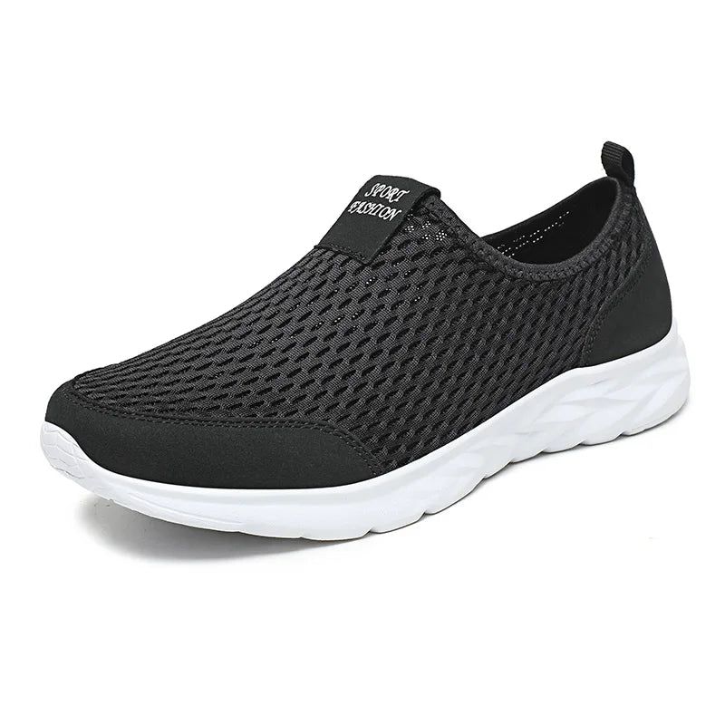 Scarpa da ginnastica uomo, casual, traspirante, morbida. Misure dal 39-48.