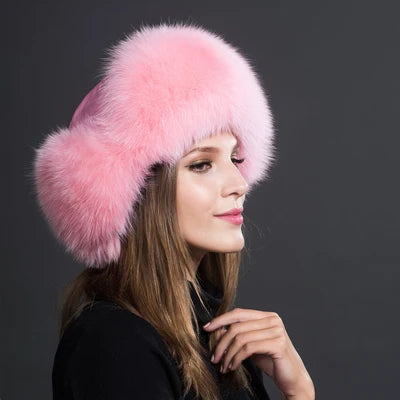Cappello da Donna in Poliestere e Pelliccia Sintetica: Eleganza e Calore per l'Inverno.