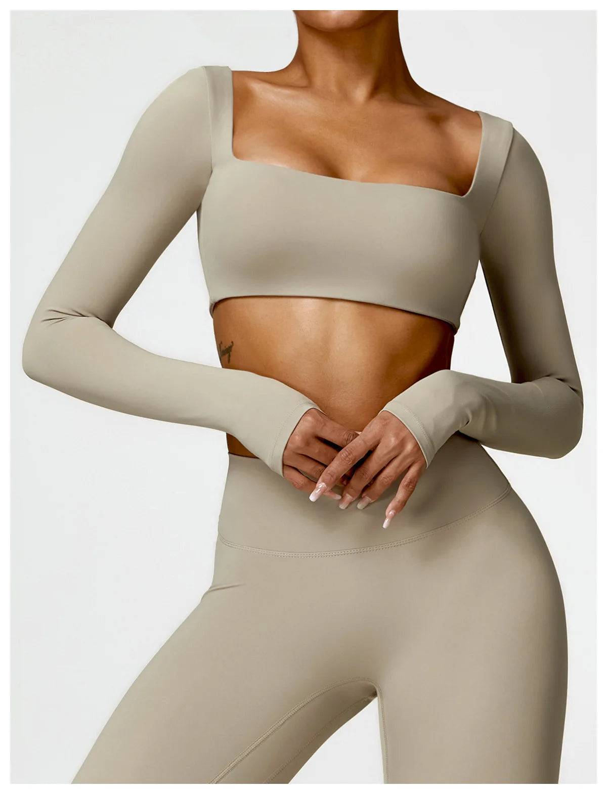 Top/T-shirt sportiva/casual, manica lunga, per donna. Misure e 6 colori a scelta.