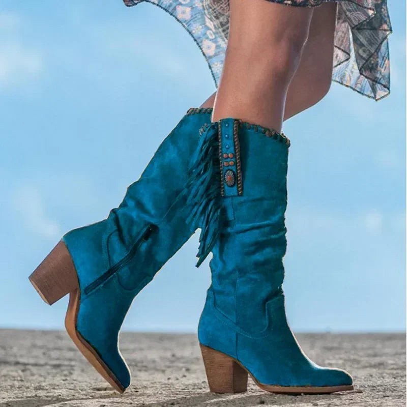 Stivali da donna autunno-inverno con plateau e tacco. Casual, traspiranti, alla moda.