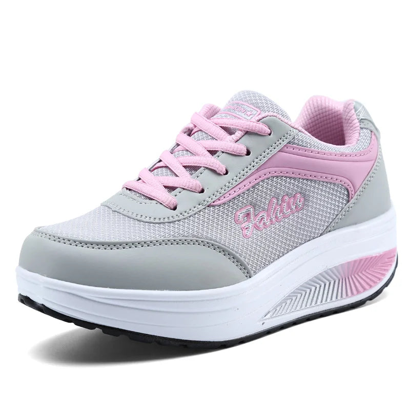 Scarpa sportiva da donna, elegante, antiscivolo e colorata. Ultra traspirante, leggera, comodità ai tuoi piedi.