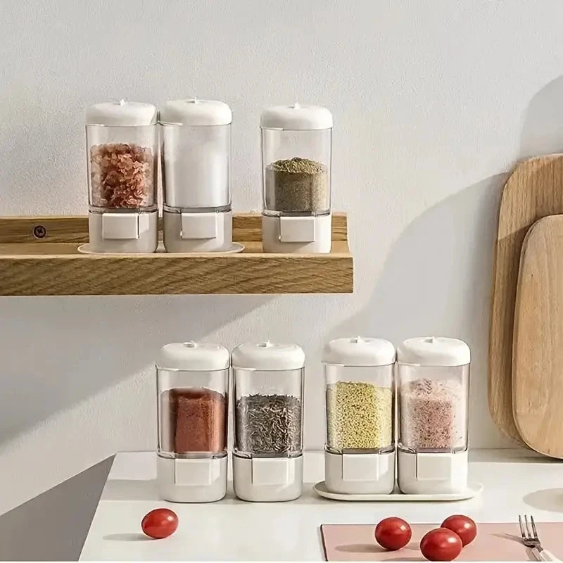 Bottiglia dosatrice, distributore di spezie, zucchero e altri ingredienti. Con bottone dosatore.