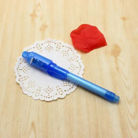 Penna Magica UV: 4 Colori di Inchiostro Invisibile che Appaiono con la Luce Luminosa UV Inclusa.