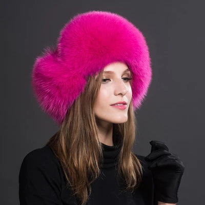 Cappello da Donna in Poliestere e Pelliccia Sintetica: Eleganza e Calore per l'Inverno.