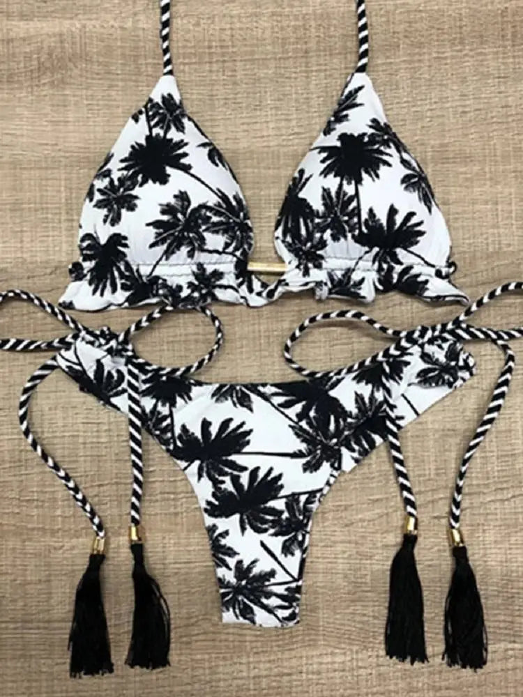 Costume Da Bagno Set 2 Pezzi: Bichini Vita Alta, dai Colori Vivaci e Design Moderno per Esaltare la Silhouette.