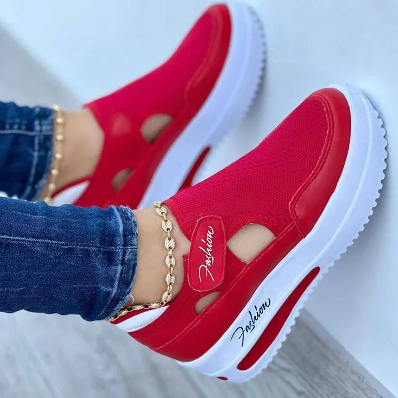 Scarpa primavera/estate da donna, sportiva elegante, antiscivolo e colorata. Ultra traspirante, leggera, comodità ai tuoi piedi.
