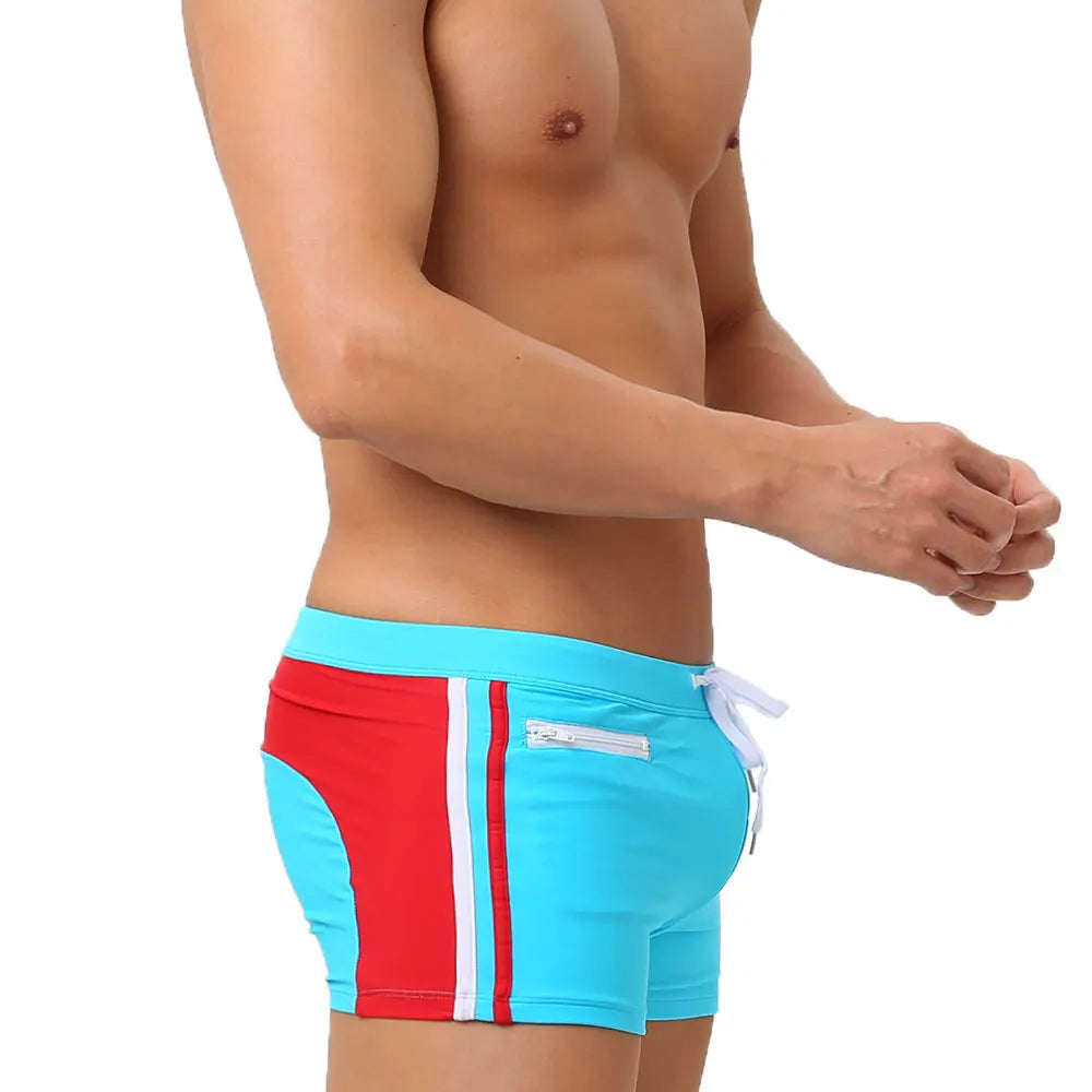 Costume Da Bagno Da Uomo Stile Boxer. Design Moderno e Colori Vivaci.