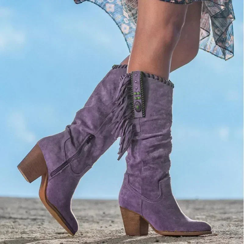 Stivali da donna autunno-inverno con plateau e tacco. Casual, traspiranti, alla moda.