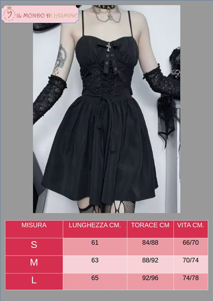 Abito da donna. Selezione di abiti in diverso stile vittoriano, gotico, con merletti in pizzo. Ideale come costume per carnevale, cosplay, feste.