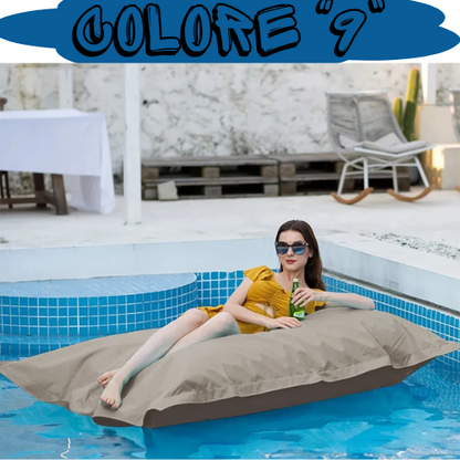 Pouf “galleggiante” impermeabile per interno ed esterno. Utilizzabile in piscina e al mare.