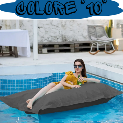 Pouf “galleggiante” impermeabile per interno ed esterno. Utilizzabile in piscina e al mare.