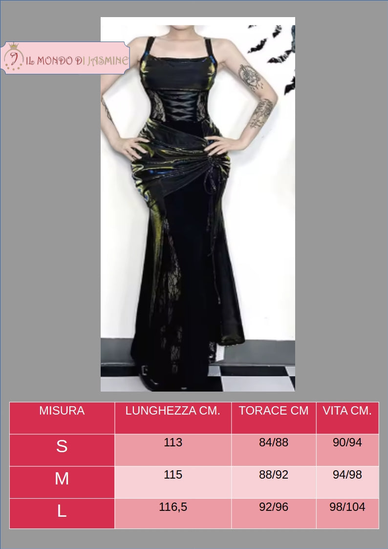 Abito da donna. Selezione di abiti in diverso stile vittoriano, gotico, con merletti in pizzo. Ideale come costume per carnevale, cosplay, feste.