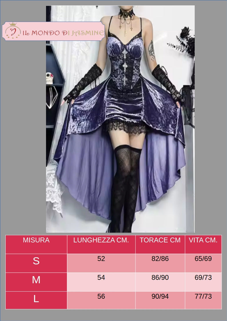 Abito da donna. Selezione di abiti in diverso stile vittoriano, gotico, con merletti in pizzo. Ideale come costume per carnevale, cosplay, feste.