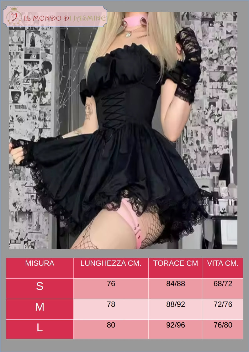 Abito da donna. Selezione di abiti in diverso stile vittoriano, gotico, con merletti in pizzo. Ideale come costume per carnevale, cosplay, feste.
