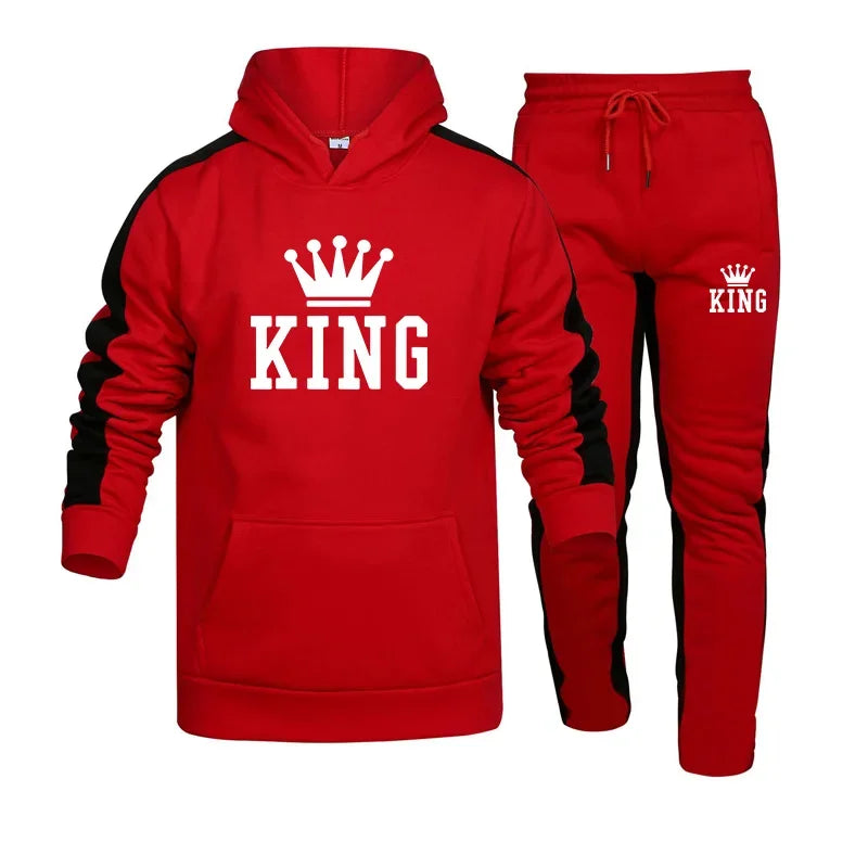 Tuta sportiva unisex autunno/inverno, completo due pezzi: pantaloni e maglia con cappuccio. Cinque colori a scelta, taglia dalla S alla 4XL.