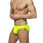 Costume Da Bagno Da Uomo, dai Colori Vivaci e Design Moderno.