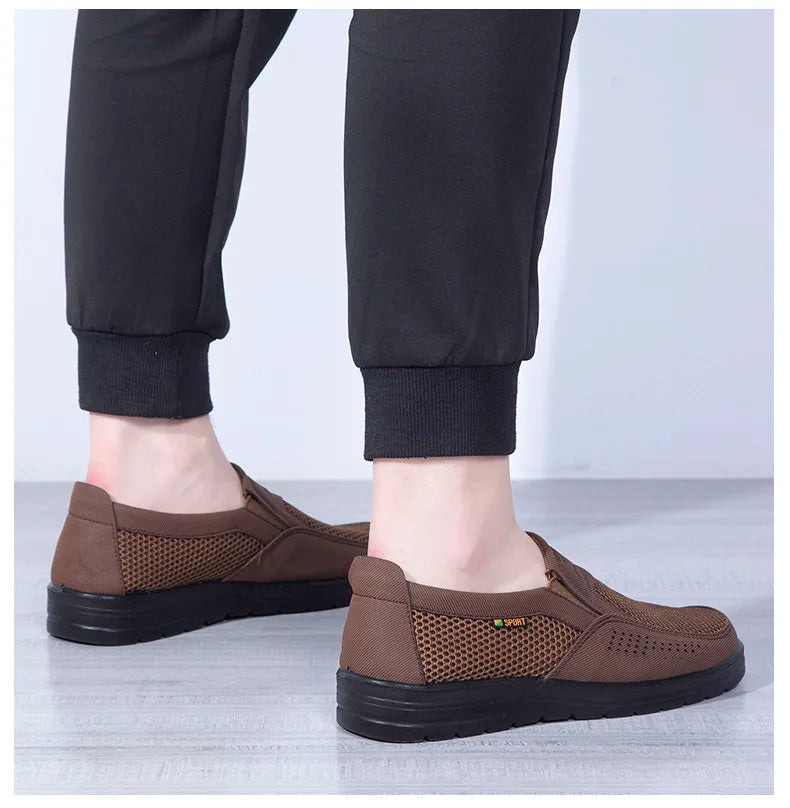 Scarpa mocassino casual, estate/primavera/autunno, morbida, traspirante, resistente. Misura dal 39 al 48, disponibile in 3 colori.