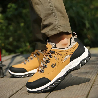 Scarpa sportiva casual, primavera/autunno, traspirante, resistente, morbida. Misura dal 39 al 48, disponibile in 3 colori.