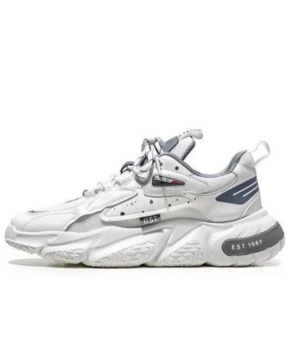 Scarpa sportiva primavera/autunno, traspirante, morbida e resistente. Misura dal 39 al 44, disponibile in più versioni e colori.