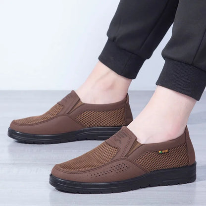 Scarpa mocassino casual, estate/primavera/autunno, morbida, traspirante, resistente. Misura dal 39 al 48, disponibile in 3 colori.