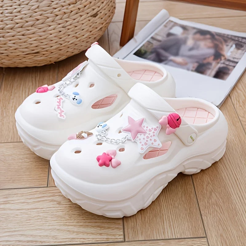 Ciabatte estive per bambina/ragazza, a tacco medio-alto. Antiscivolo e ideale per comfort, leggerezza e traspirabilità.