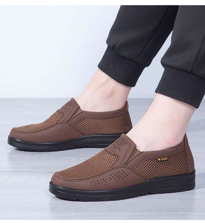 Scarpa mocassino casual, estate/primavera/autunno, morbida, traspirante, resistente. Misura dal 39 al 48, disponibile in 3 colori.