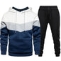 Tuta sportiva da uomo autunno/inverno, completo due pezzi: pantaloni neri e maglia tricolore a righe con cappuccio.