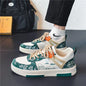 Scarpa sportiva primavera/autunno, traspirante e resistente. Misura dal 39 al 44, disponibile in più versioni e colori.