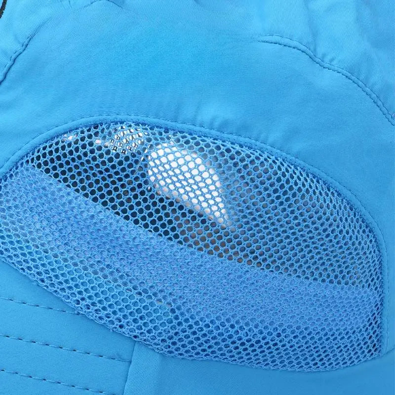 Cappello primavera/estate unisex per bambini con tesa circolare e immagini colorate. Protezione a 360° in poliestere traspirante.