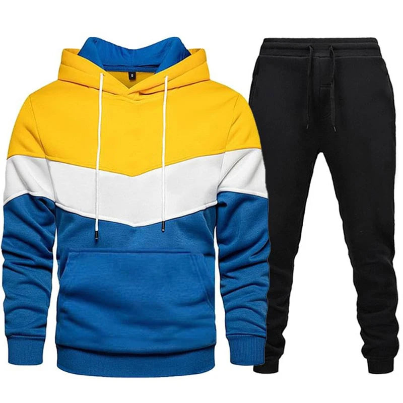 Tuta sportiva da uomo autunno/inverno, completo due pezzi: pantaloni neri e maglia tricolore a righe con cappuccio.