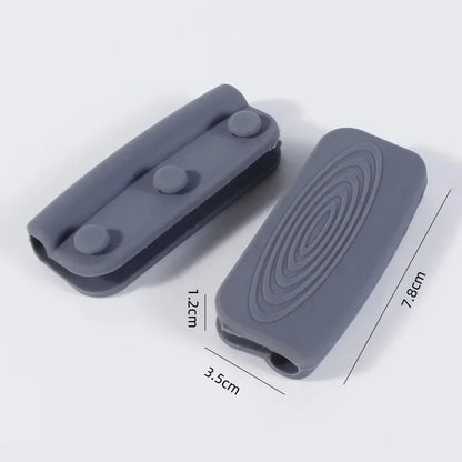 Coprimanico per pentola, per isolamento termico. In silicone antiscottatura antiscivolo.