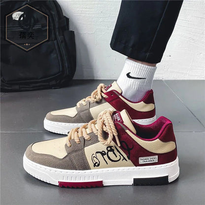 Scarpa sportiva primavera/autunno, traspirante e resistente. Misura dal 39 al 44, disponibile in più versioni e colori.