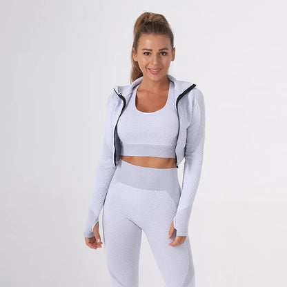 Tuta vita alta con top e felpa. Set tre pezzi sportivo/casual da donna, 10 colori, dalla S alla XL.