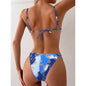Costume bichini set 2 pezzi da donna. Regolazione a laccio, colori vivi, tinta leopardata.